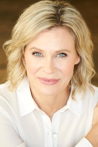 Portrait of Lisa Ryder