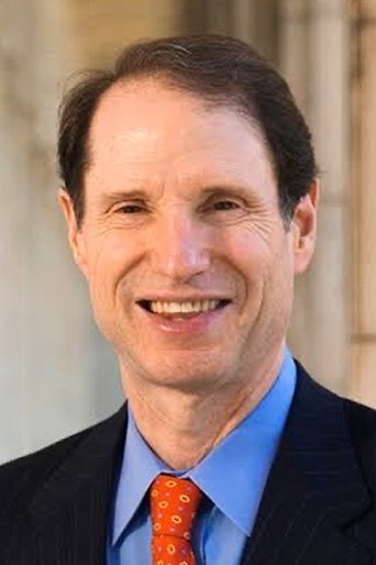 Portrait of Ron Wyden