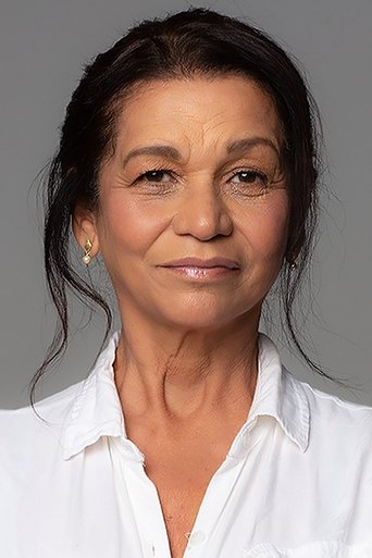 Portrait of Lana Guelero