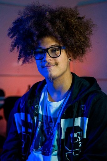 Portrait of Alê Bonfim