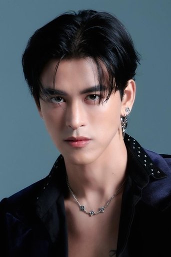 Portrait of Jirayu Aungvanich