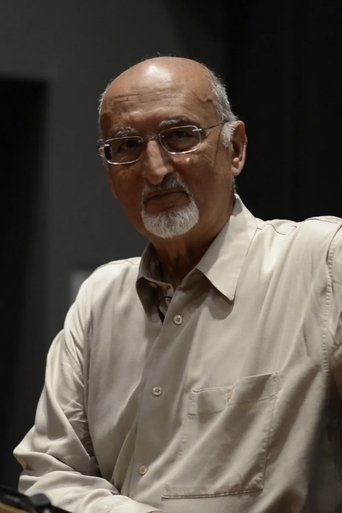 Portrait of Mamoun Hassan