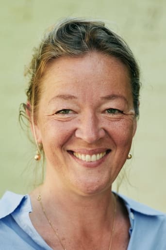 Portrait of Ariane van Vliet