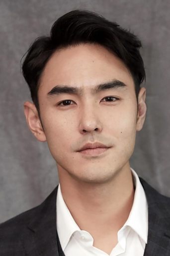 Portrait of Ethan Juan