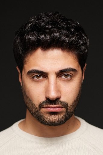 Portrait of Peiman Azizpour
