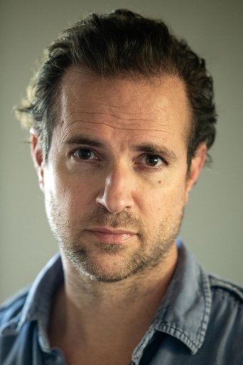 Portrait of Tom Frank