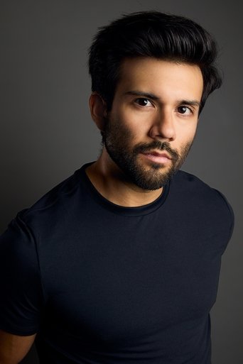 Portrait of Jared Treviño