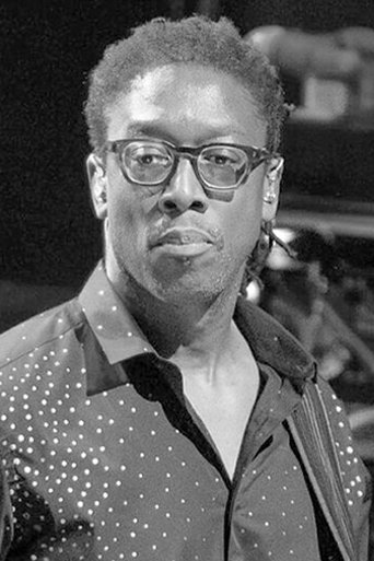 Portrait of Steve Lewinson