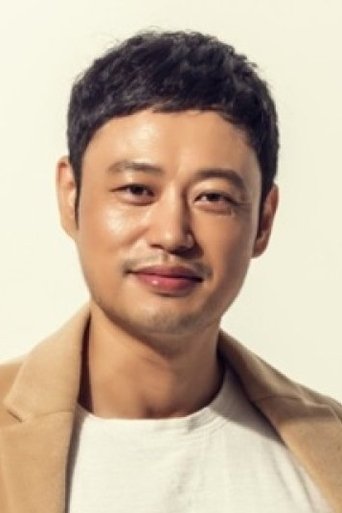Portrait of Yang Chi-seung