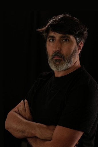 Portrait of Bennet Pimpinella