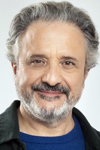 Portrait of Eric Laugérias