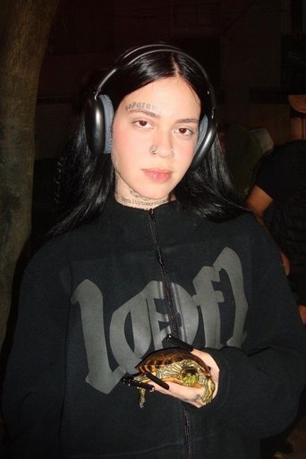Portrait of Thais Bandeira