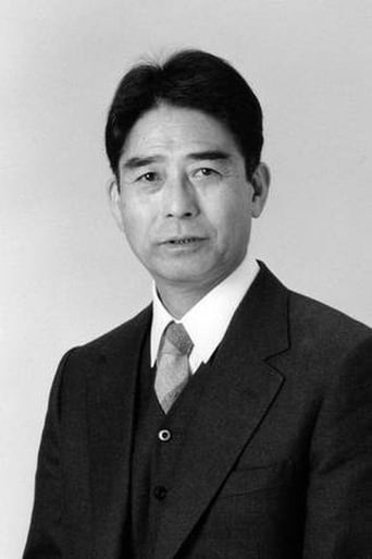 Portrait of Tomo Suzuki