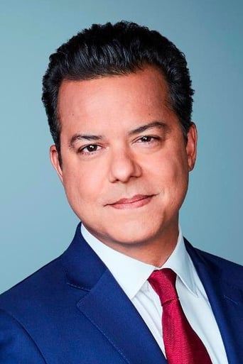 Portrait of John Avlon