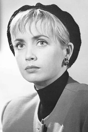 Portrait of Lysette Anthony