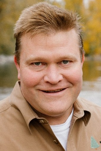 Portrait of Clint Robertson