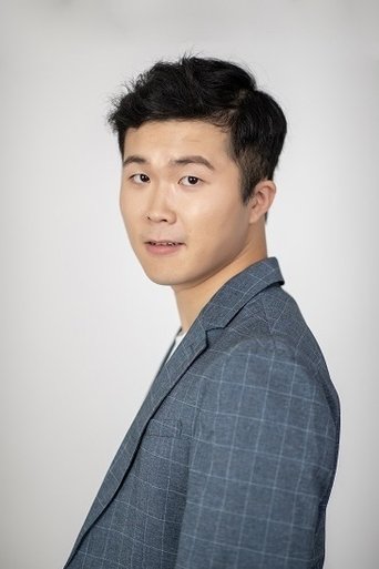 Portrait of Moon Yong-il