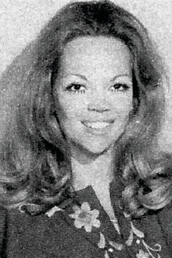 Portrait of Lilian Fernandes