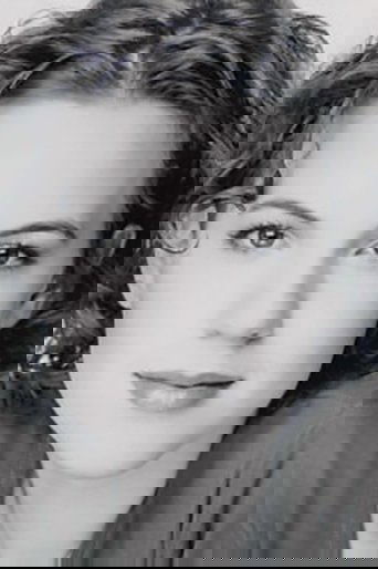 Portrait of Erika Thomas