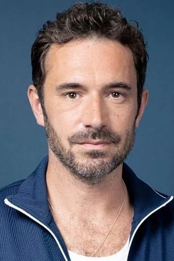 Portrait of Oliver Farnworth