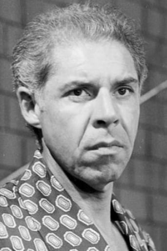 Portrait of Hélio Ary