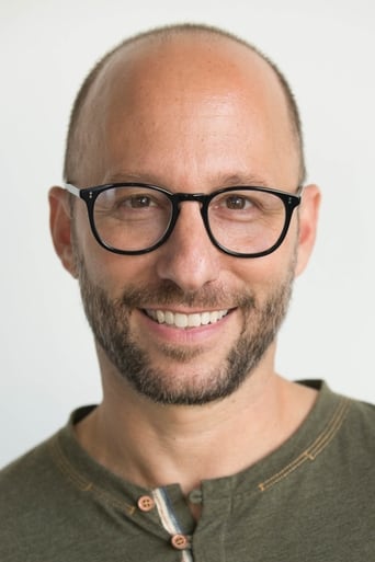 Portrait of Darren Stein