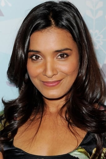 Portrait of Shelley Conn