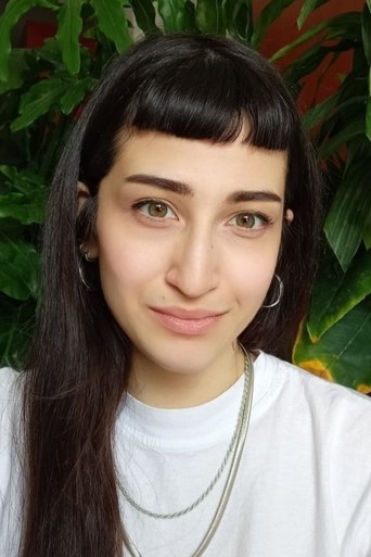 Portrait of Annie Chouri