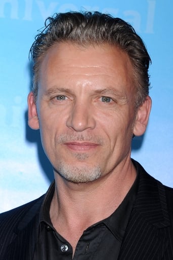 Portrait of Callum Keith Rennie