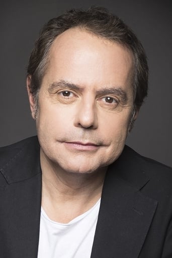 Portrait of Olivier Macé