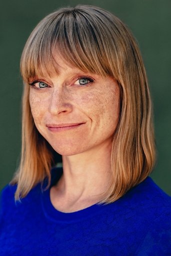 Portrait of Jen W. Ray