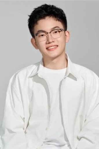 Portrait of 崔郅昊