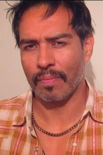 Portrait of Roel Navarro
