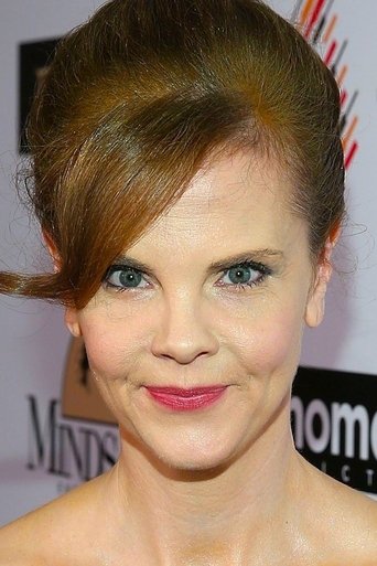 Portrait of Kiersten Warren