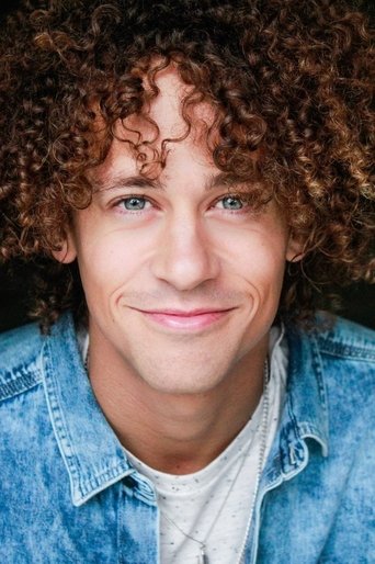 Portrait of Troy Hatt