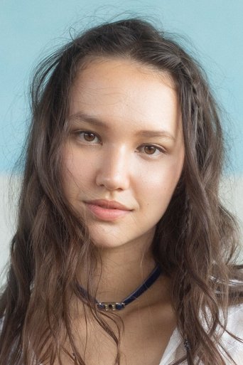 Portrait of Hana Hope