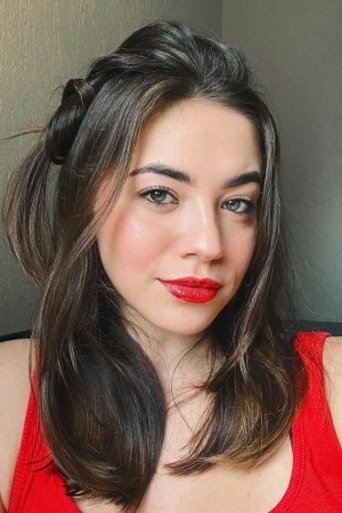 Portrait of Mayara Bertolini
