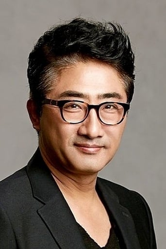 Portrait of Ryu Tae-ho