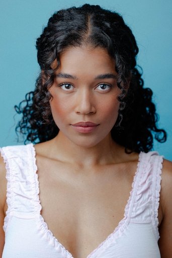 Portrait of Savannah Bangoura
