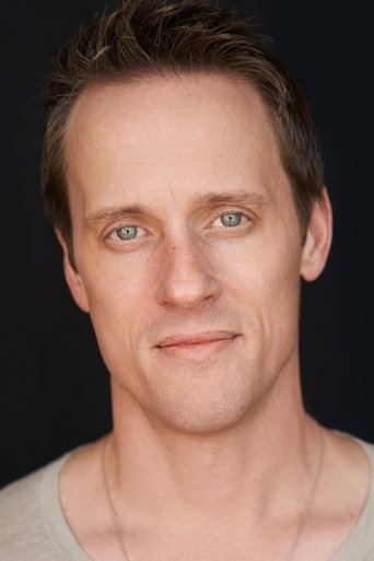 Portrait of Sean Hemeon