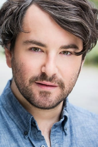 Portrait of Alex Brightman