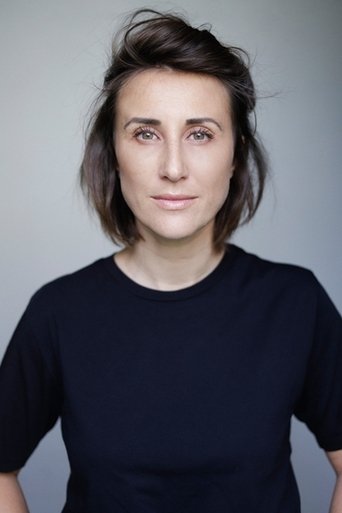 Portrait of Noémie Caillault