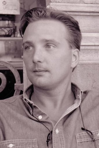 Portrait of Derek Lyons