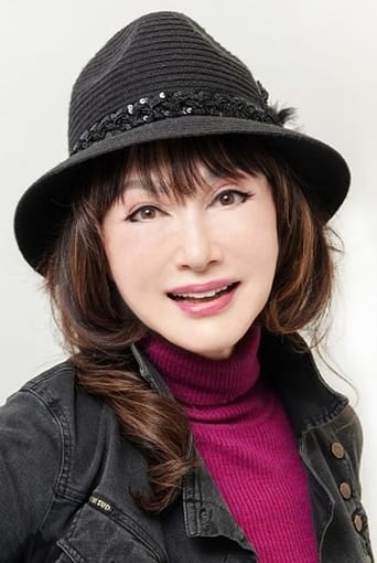 Portrait of Linda Yamamoto