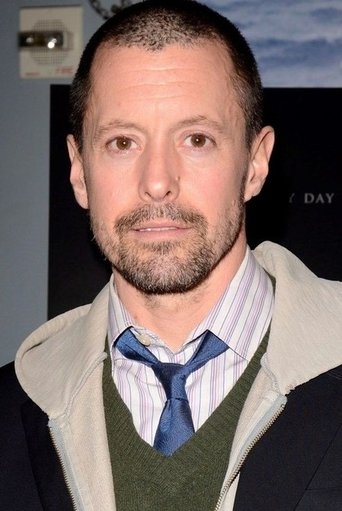 Portrait of Jason Cottle