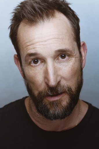 Portrait of Noah Wyle