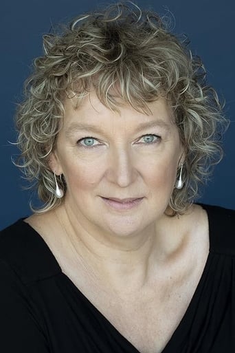 Portrait of Glenda Linscott