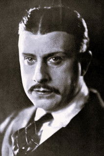 Portrait of Stuart Holmes