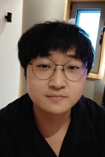 Portrait of 路扬