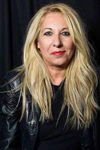 Portrait of Holly Irgen